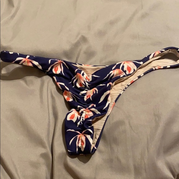 TRADED - Picture 2 of 5